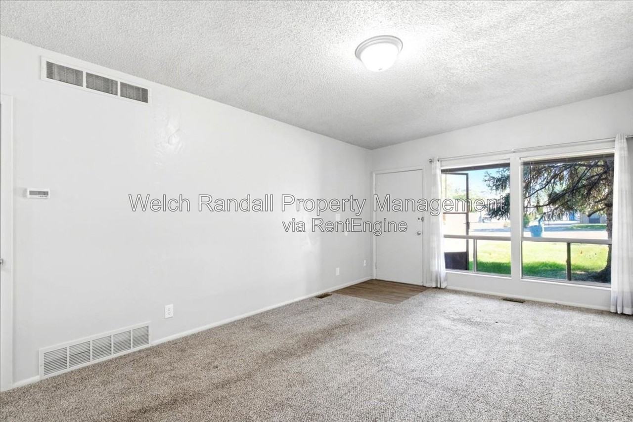4137 Madison Ave - Photo 5 of 21
