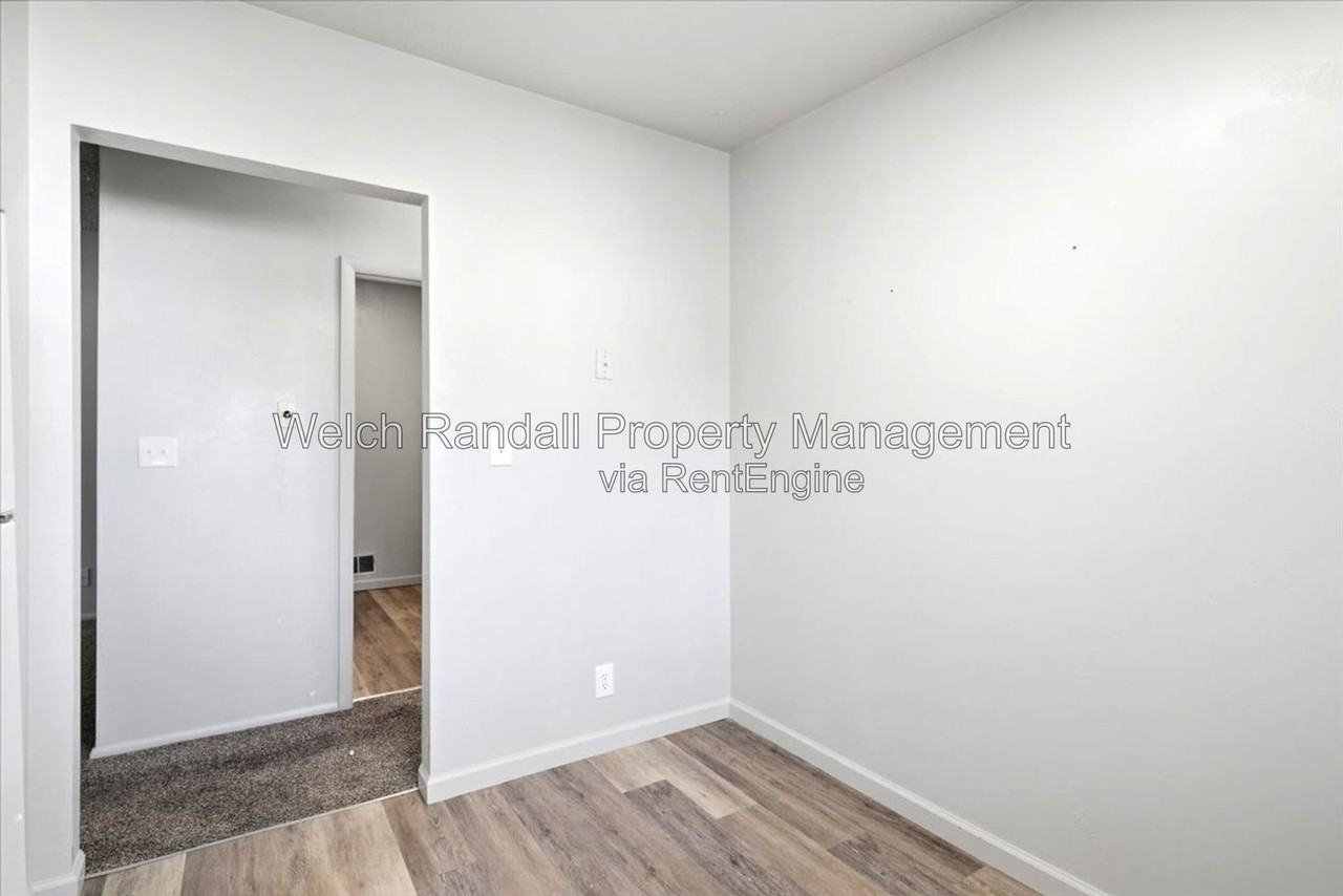 4137 Madison Ave - Photo 7 of 21