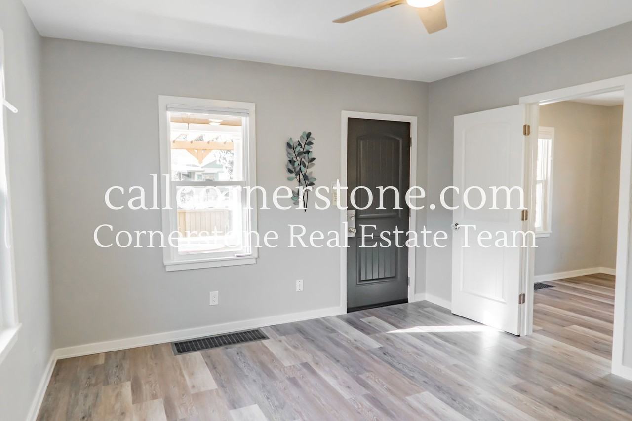 2229 W Bijou St - Photo 4 of 27