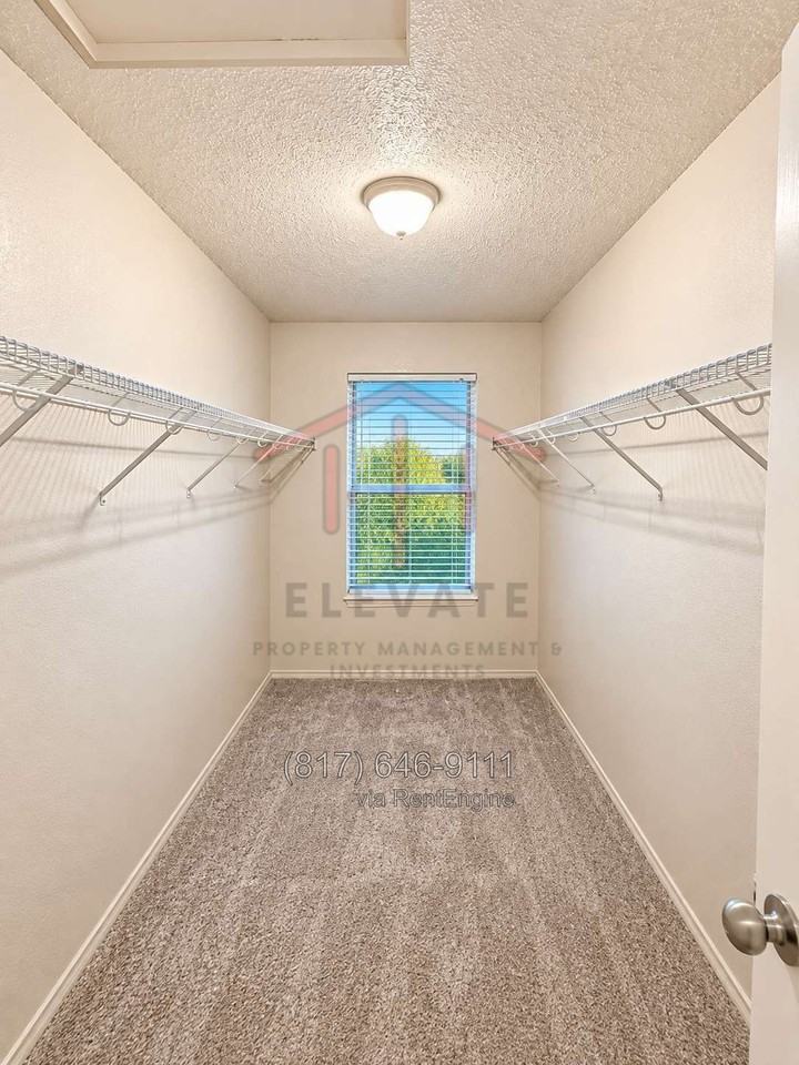9953 Sparrow Hawk Ln - Photo 6 of 26