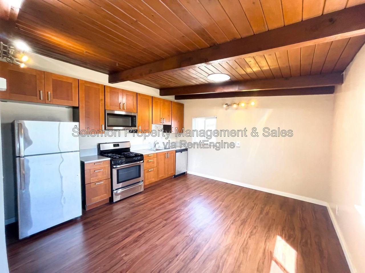 3492 Garfield St #A - Photo 5 of 19