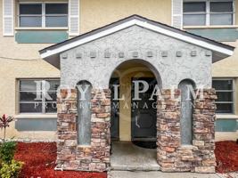 featured image of 6635 Warwick Cir #5