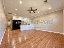 featured image of 212 E Seventh St