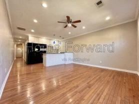 212 E Seventh St - Photo 1 of 1