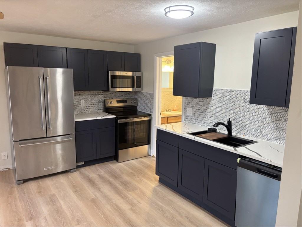 856 6th Ave #2UPPERFLS - Photo 3 of 11