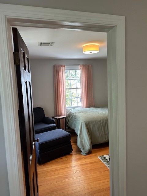 2729 S Arlington Ridge Rd - Photo 5 of 10