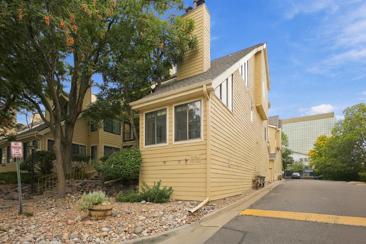 4822 E Kentucky Ave #D - Photo 3 of 29