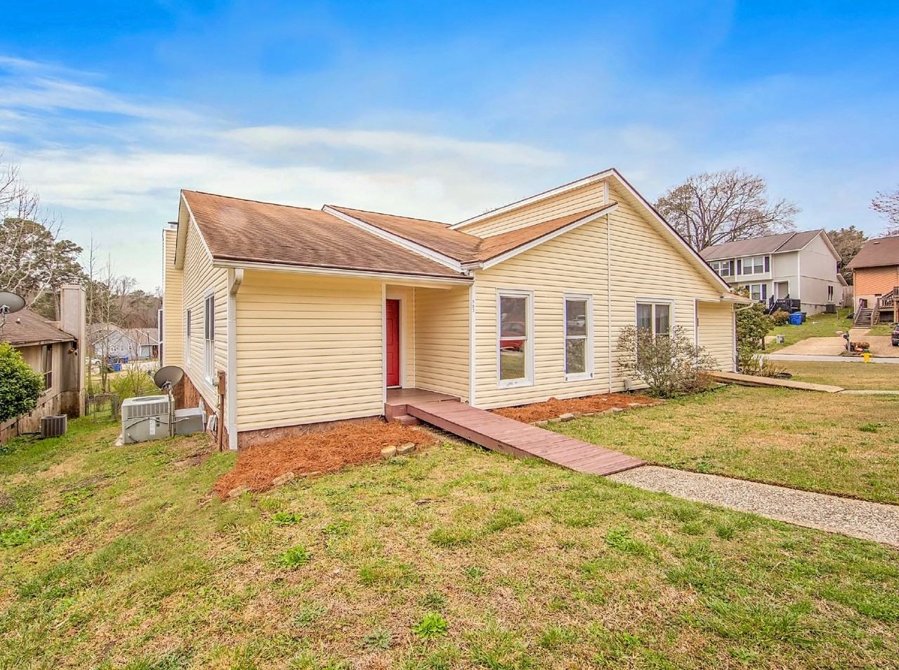 502 Toxaway Ct - Photo 3 of 31