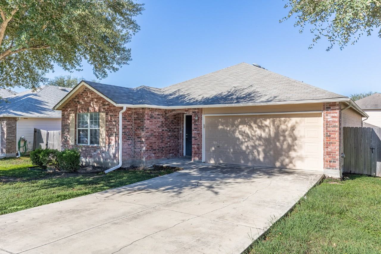 7623 Bismarck Lk - Photo 2 of 32
