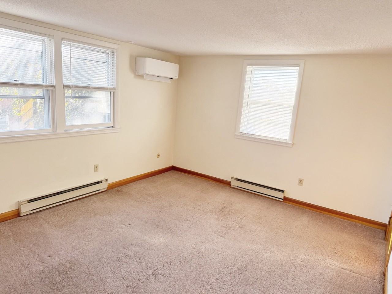 15 1st St #4 - Photo 7 of 9