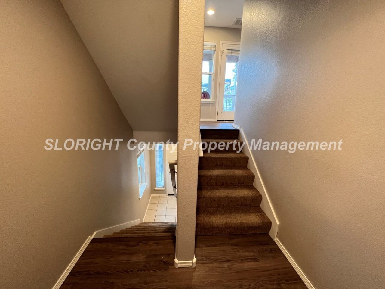 1144 Walnut St - Photo 5 of 26