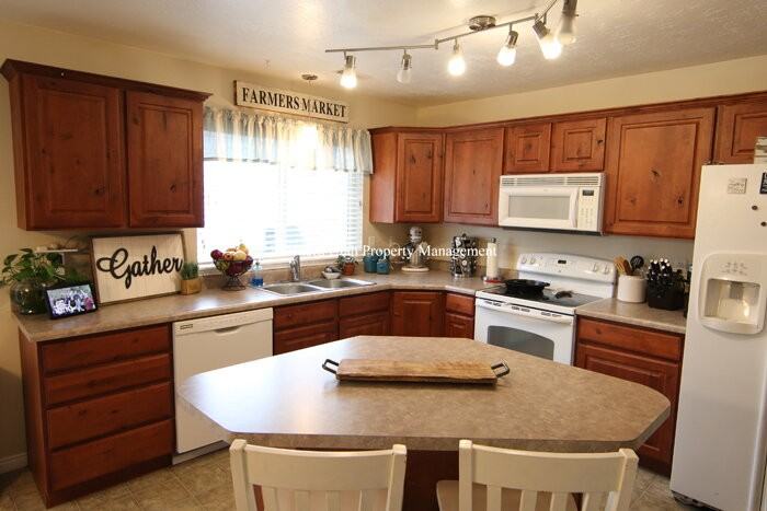 454 Indian Camp Rd - Photo 7 of 26