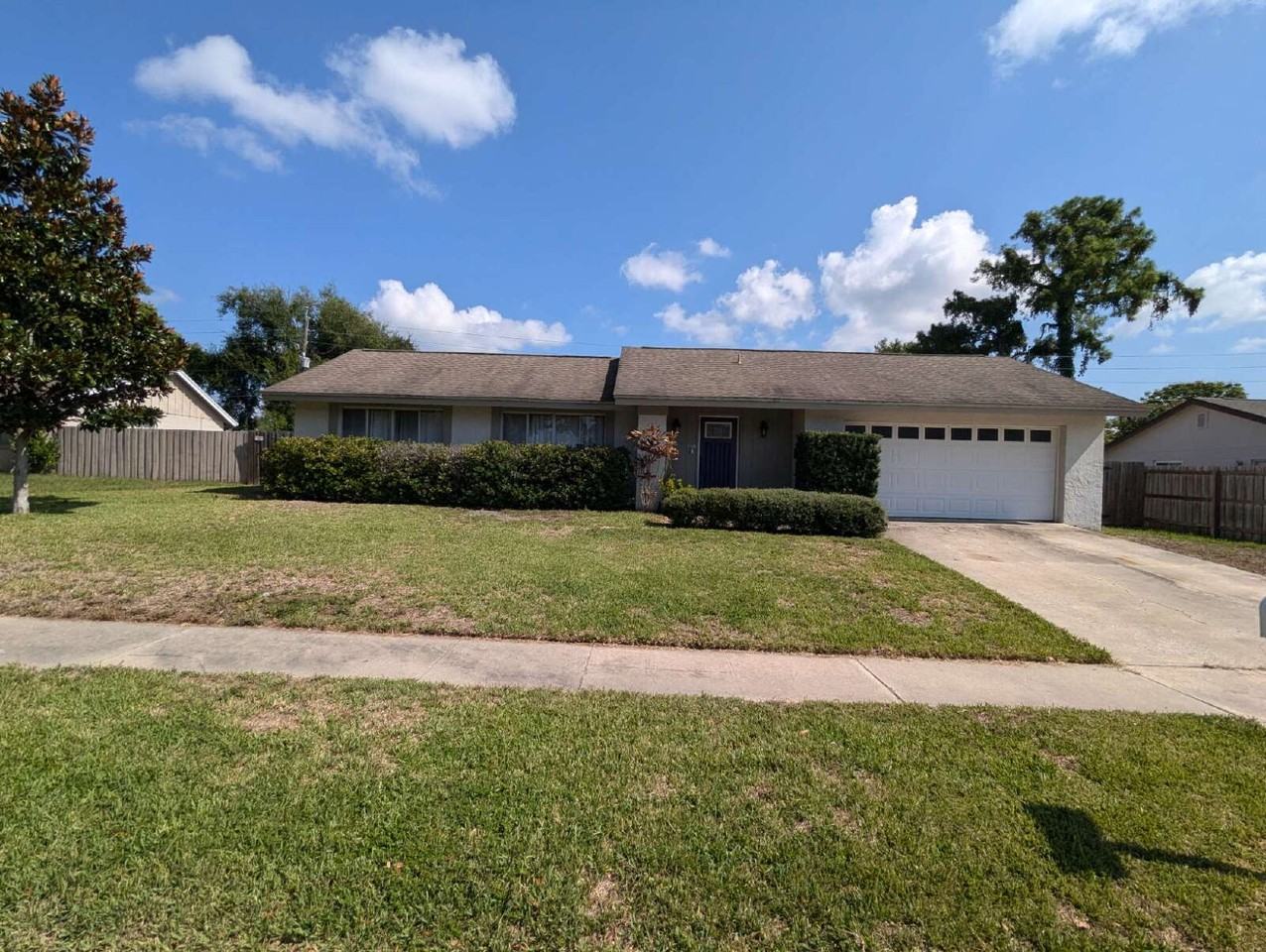 117 Graham Rd - Photo 2 of 33