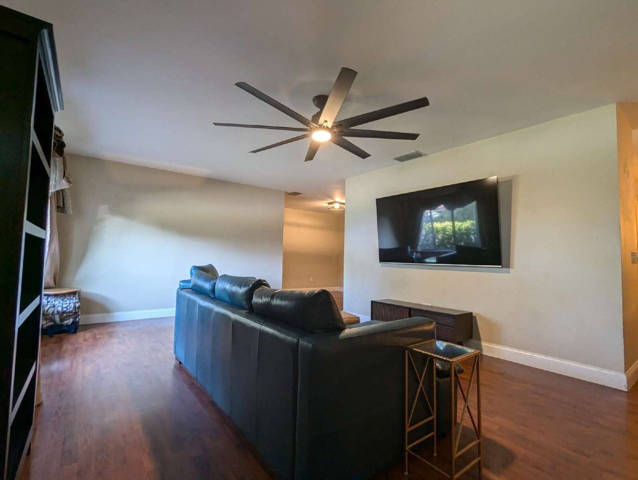 117 Graham Rd - Photo 4 of 33