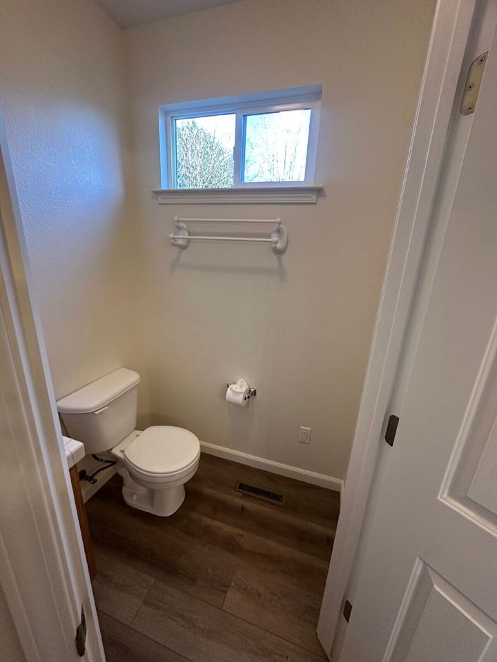 1324 Chichester Dr - Photo 7 of 17