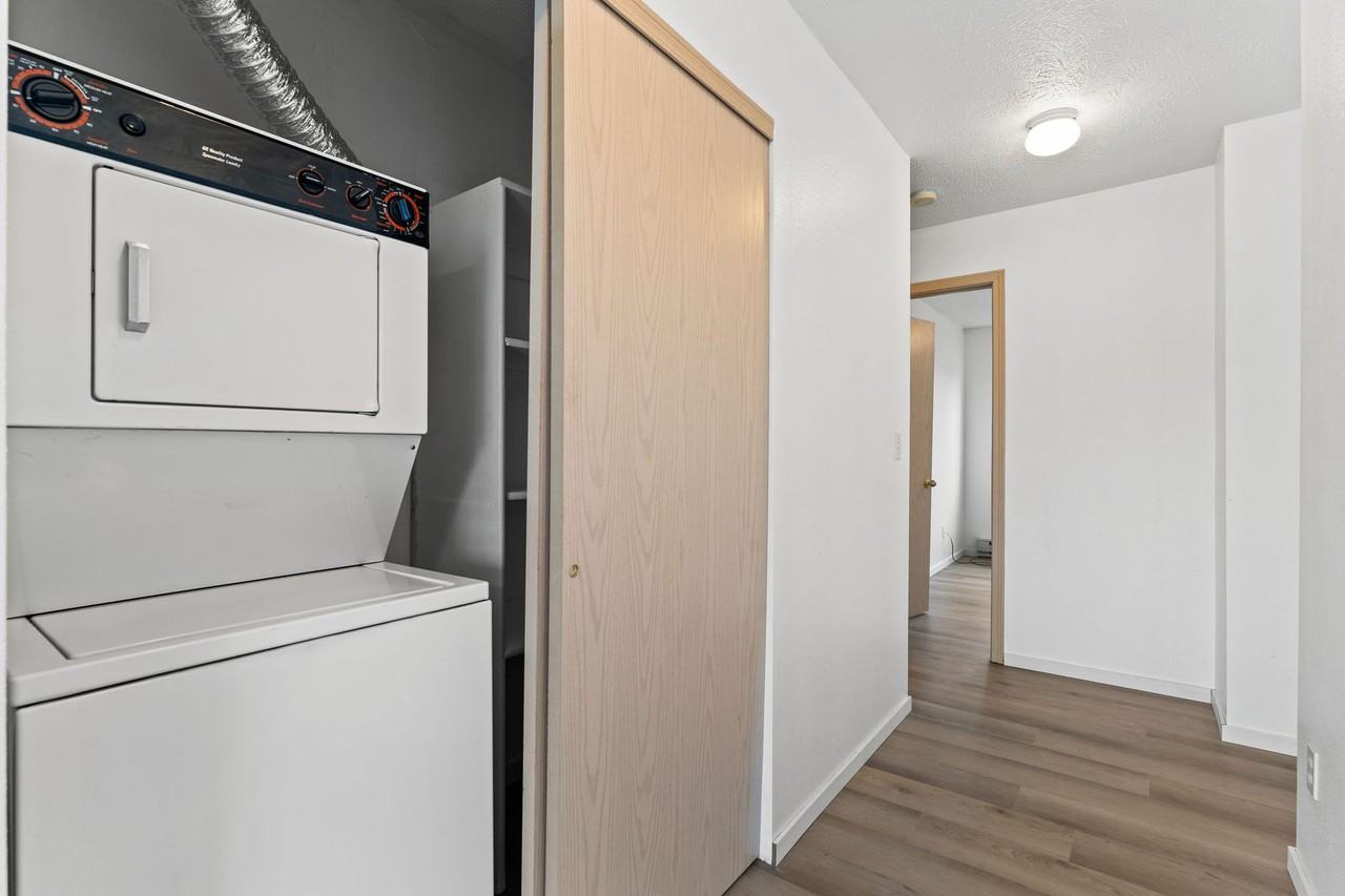 Cornerstone Apartments - Photo 3 of 5