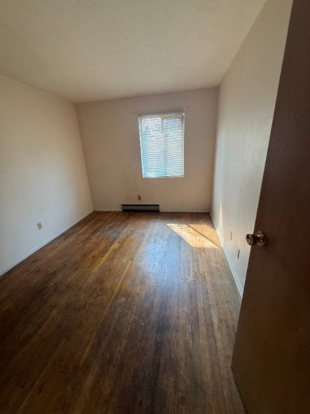 1019 Maple Ave Apt C6 - Photo 4 of 6