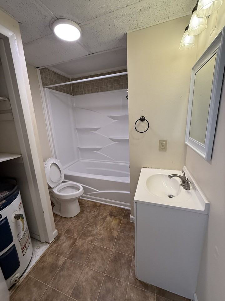536A Forest Ave - Photo 5 of 10