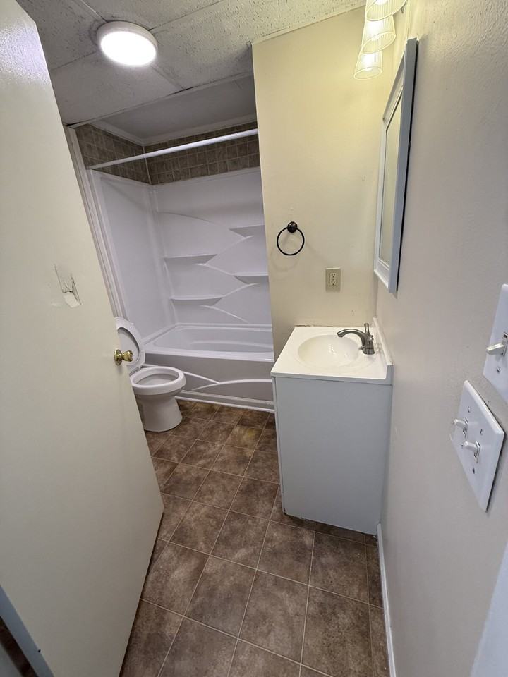 536A Forest Ave - Photo 6 of 10