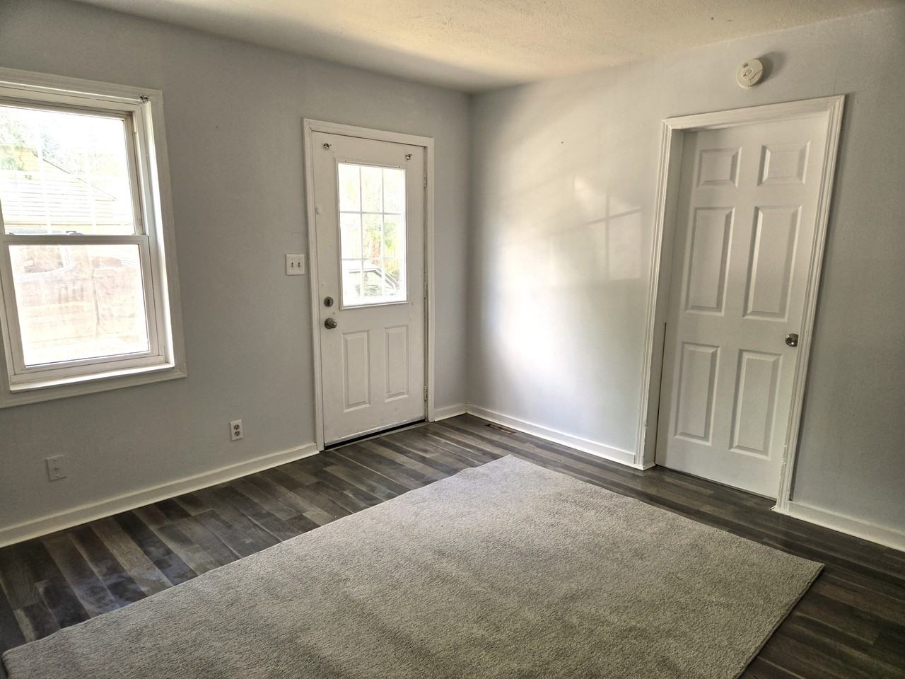 3893 W 23rd St #2 - Photo 2 of 7
