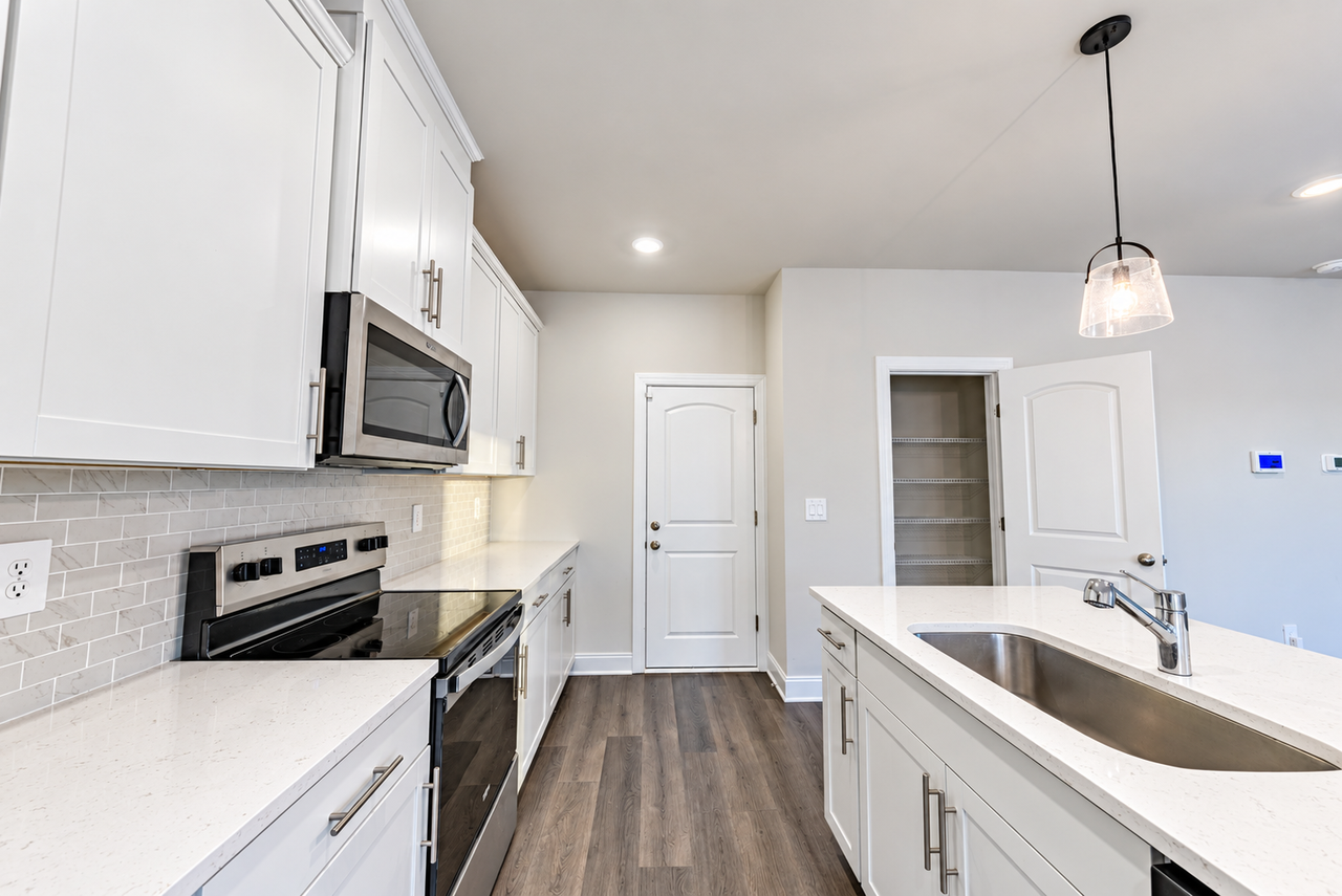 4948 Trail Ridge Ct - Photo 4 of 27