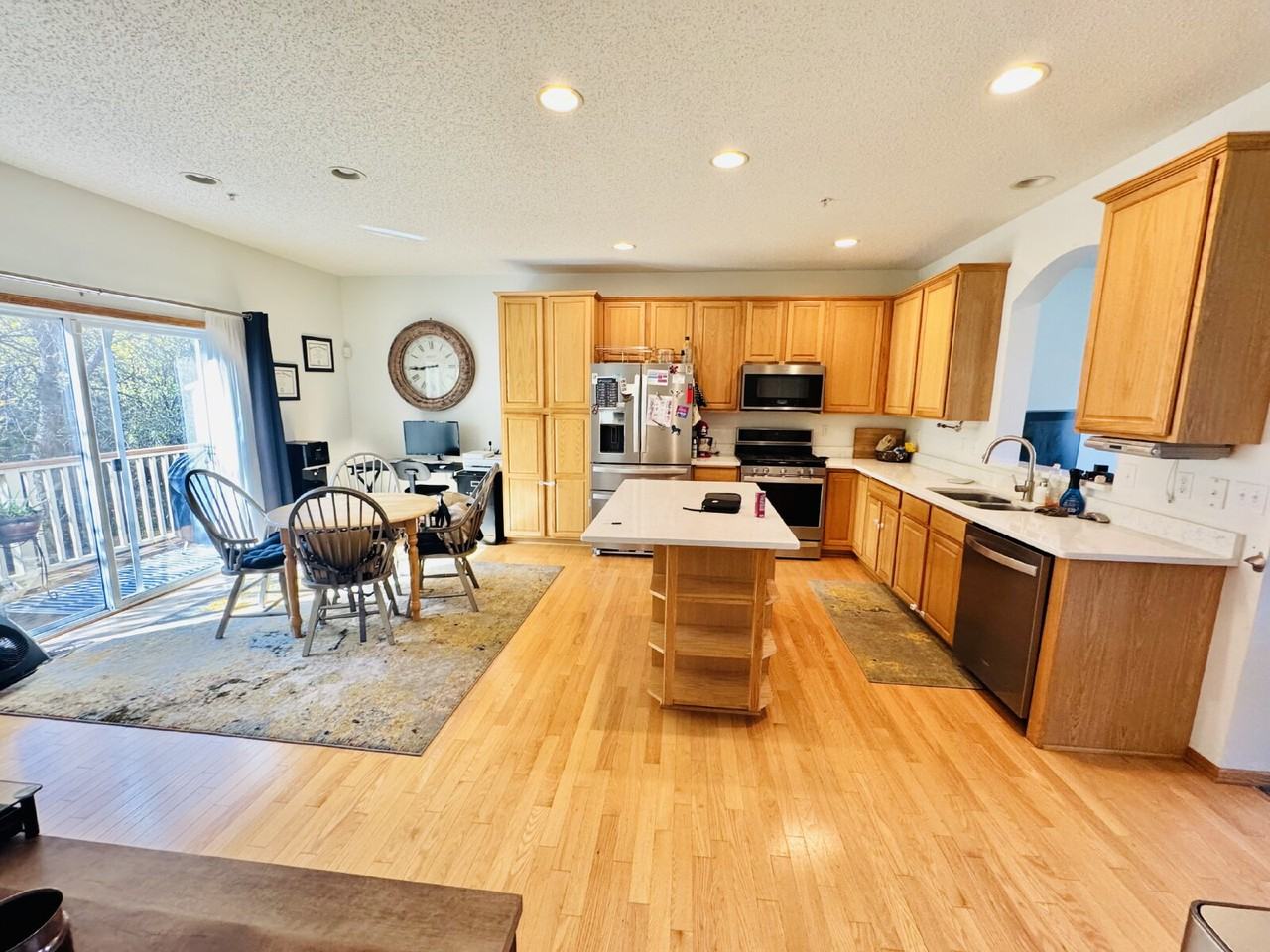 13767 54th Ave N - Photo 5 of 34