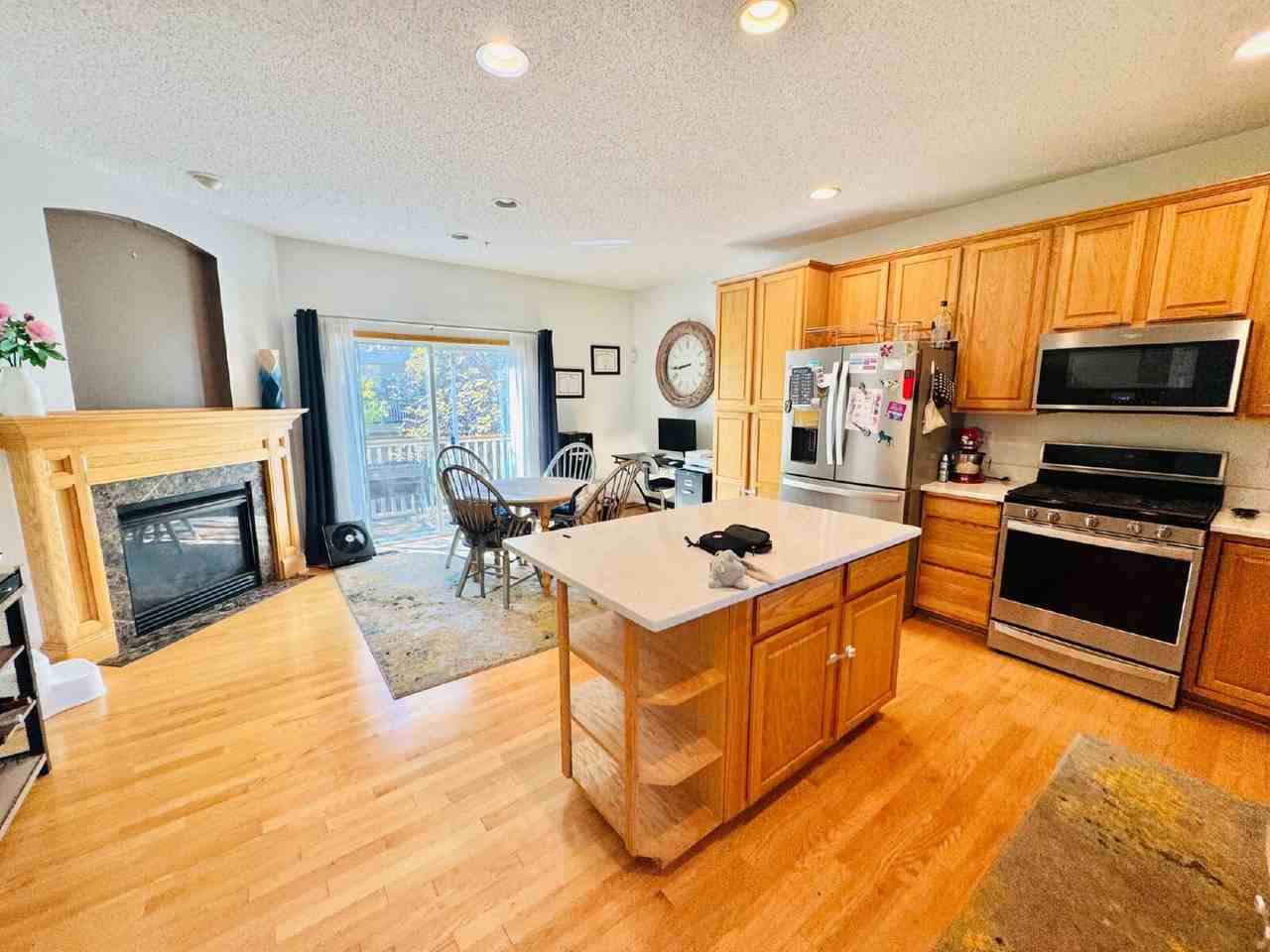 13767 54th Ave N - Photo 7 of 34