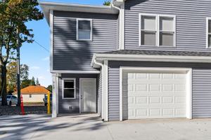 featured image of 909 Wyllys St