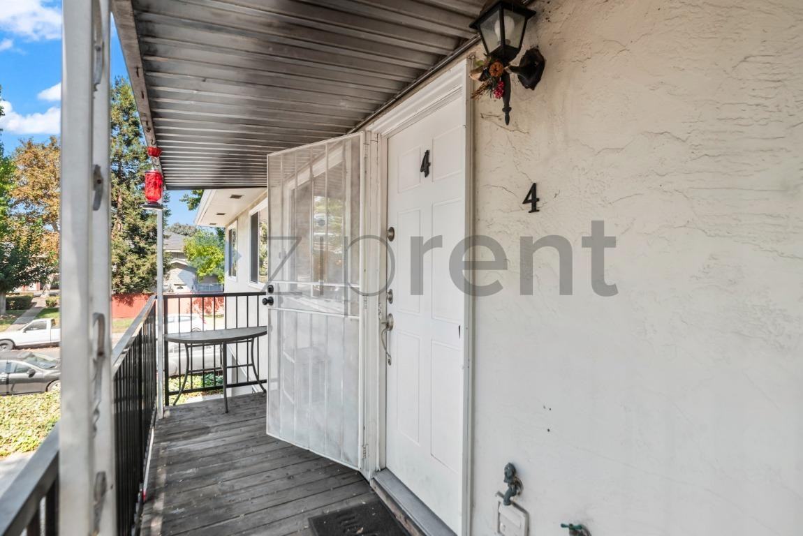 5633 Calmor Ave #4 - Photo 5 of 27