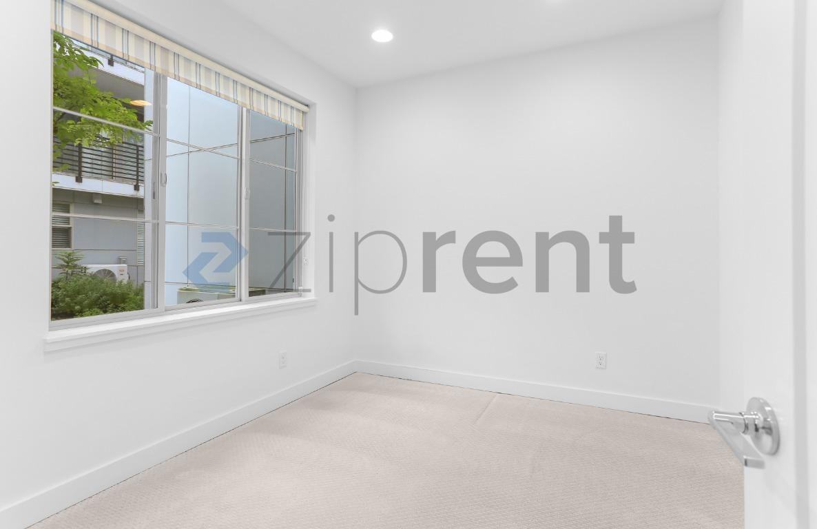 11415 117th Ln Ne #3 - Photo 5 of 23