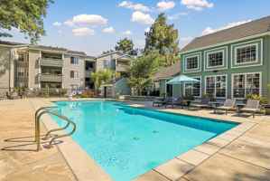 featured image of 732 E Evelyn Ave