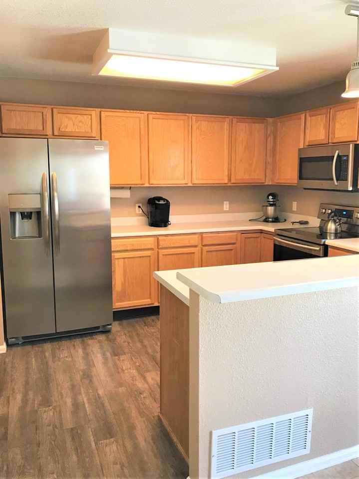 8823 Jackdaw St - Photo 3 of 14