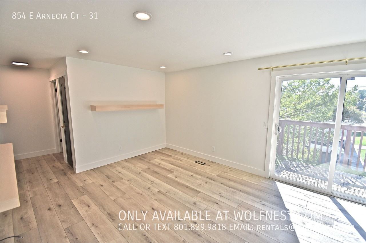 854 E Arnecia Ct #31 - Photo 6 of 26