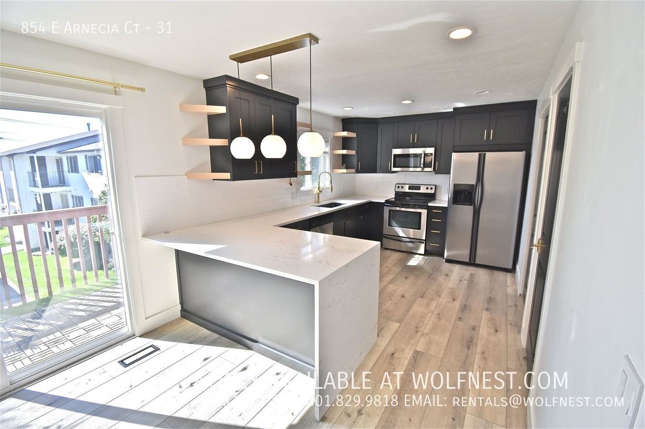 854 E Arnecia Ct #31 - Photo 7 of 26