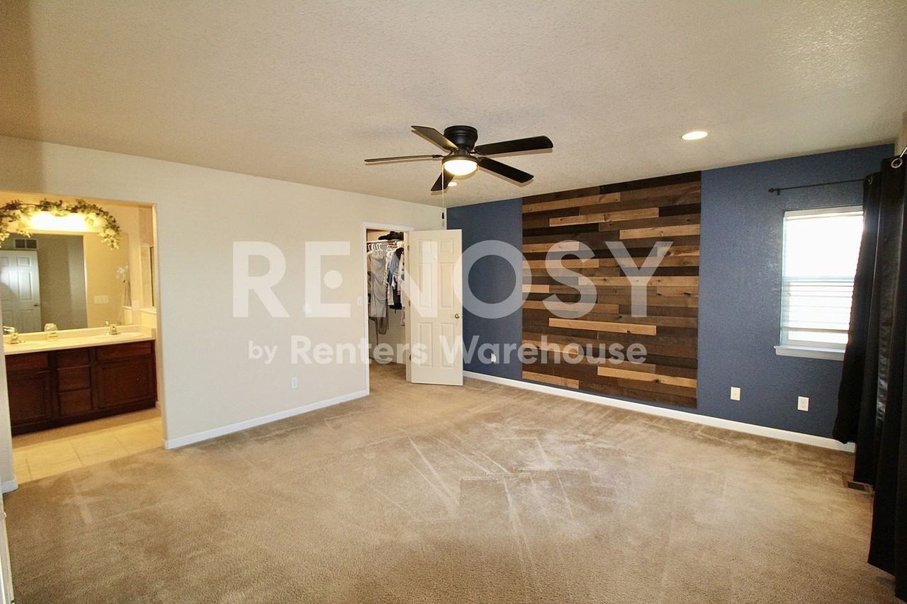2347 Basil St - Photo 7 of 17