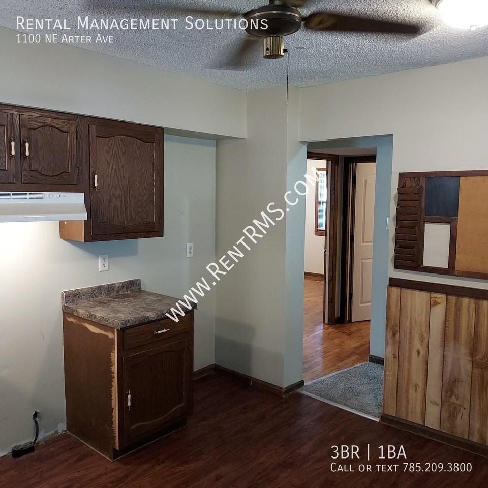 1100 Ne Arter Ave - Photo 7 of 33