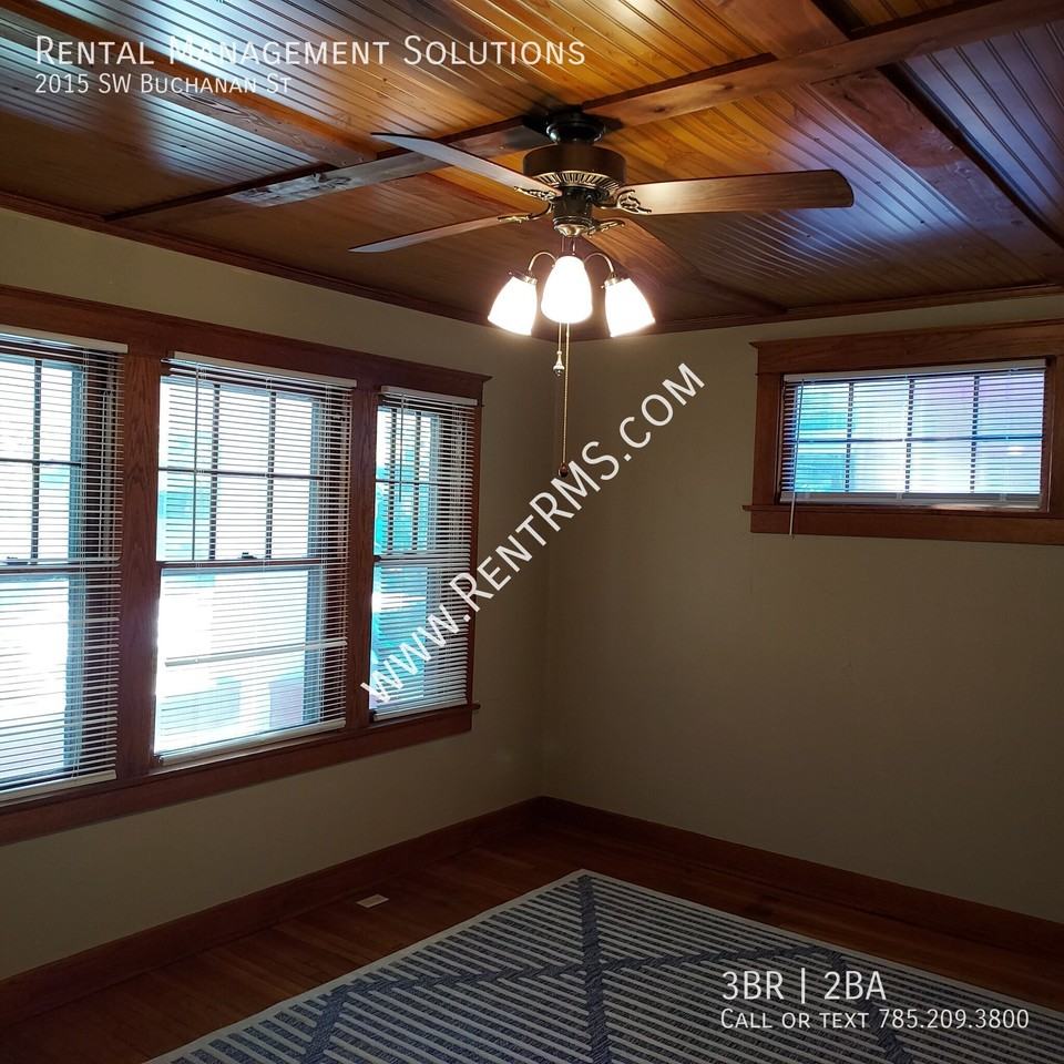 2015 Sw Buchanan St - Photo 3 of 34