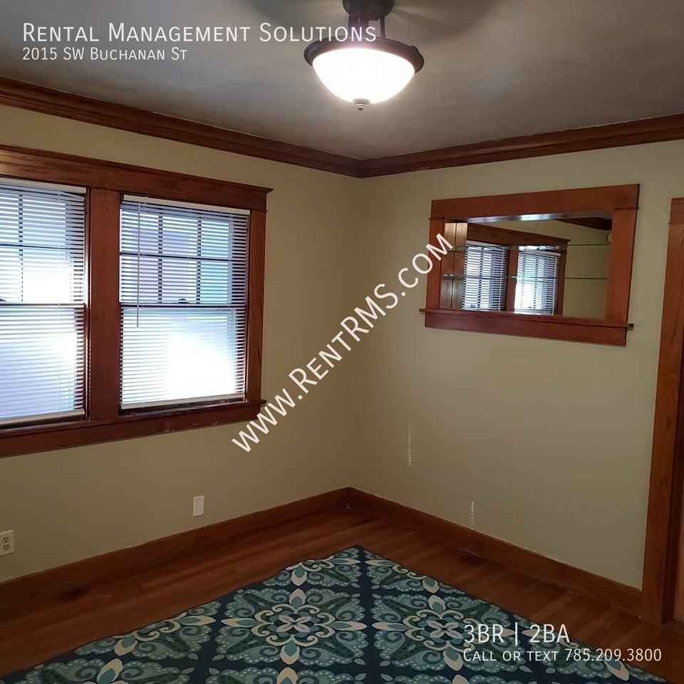 2015 Sw Buchanan St - Photo 6 of 34