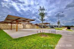 featured image of 1009 W Sunset Valley St #A