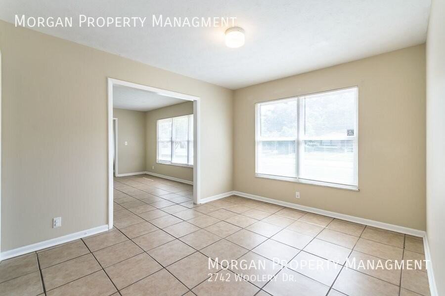 2742 Woolery Dr - Photo 4 of 18