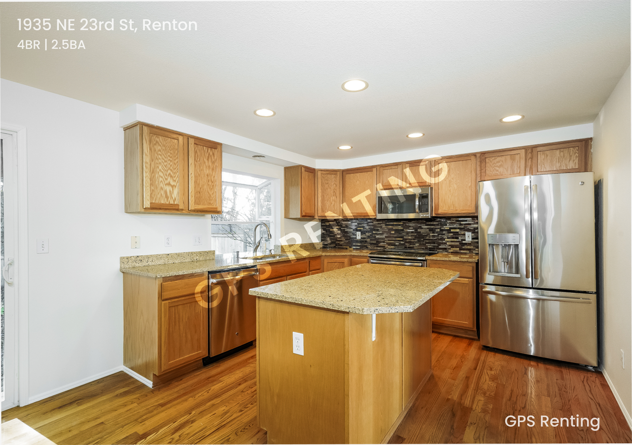 1935 Ne 23rd St - Photo 5 of 20