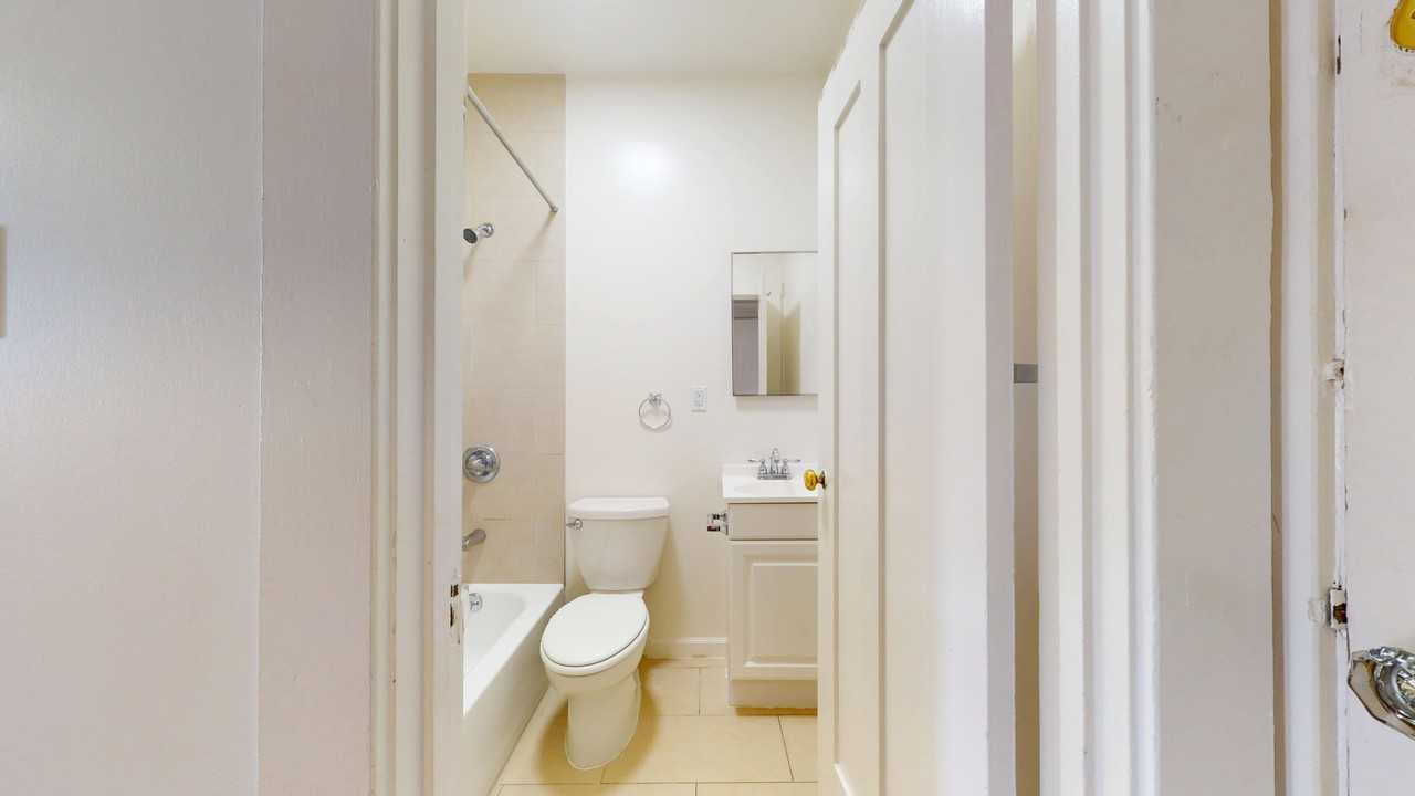 655 Stockton Street - Photo 7 of 39