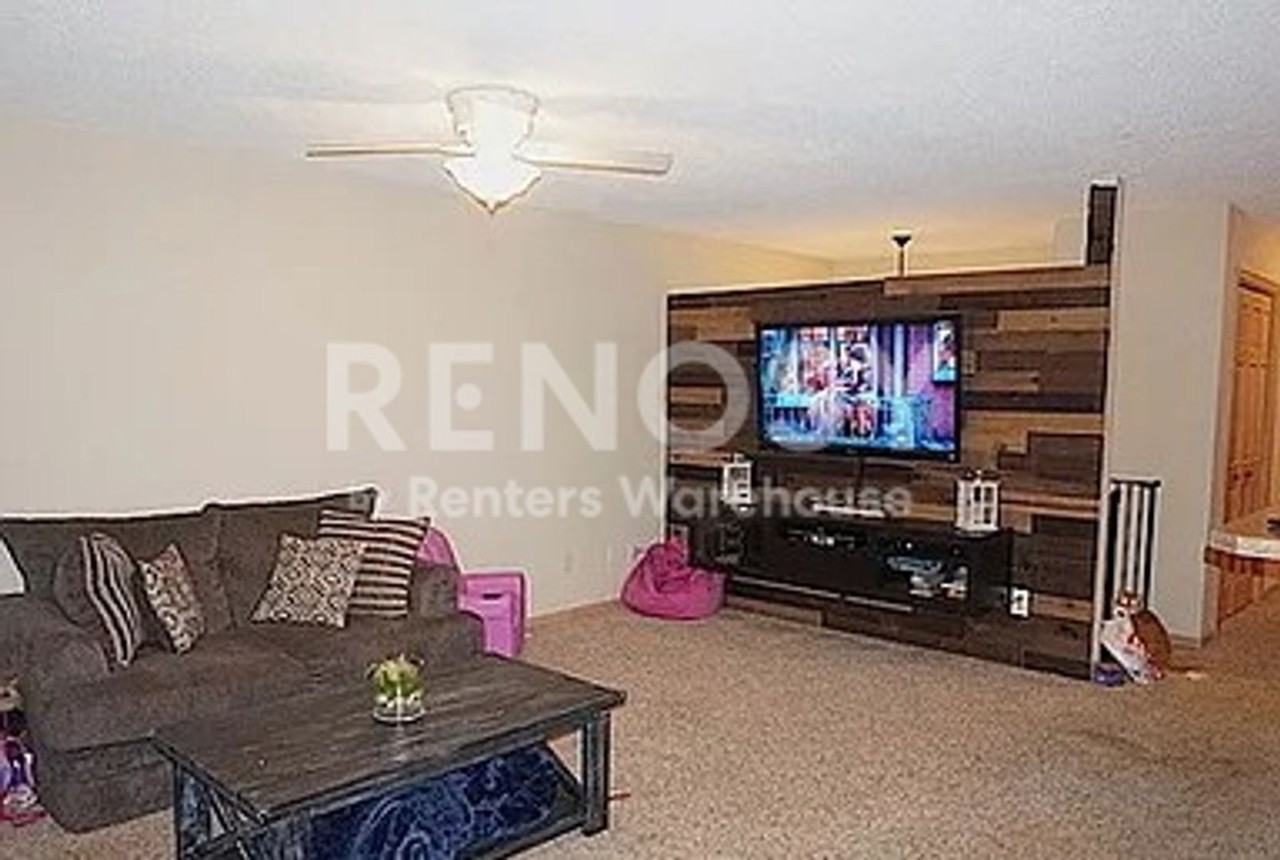 7916 Beard Ave N - Photo 6 of 13
