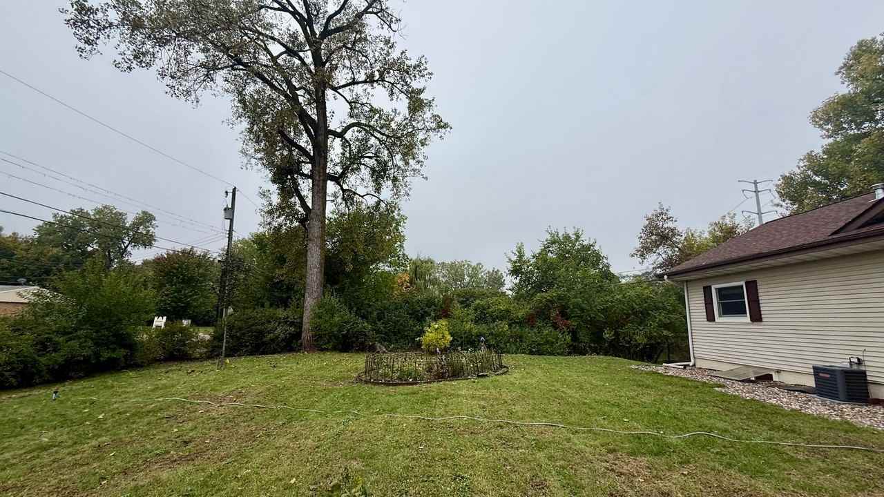 11310 12th Ave N - Photo 7 of 25