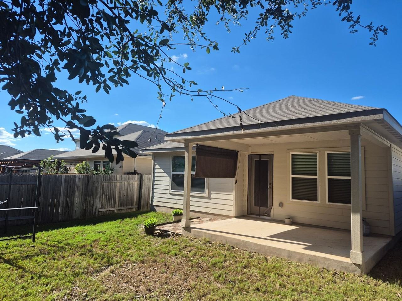 517 Longmount Cv - Photo 6 of 19