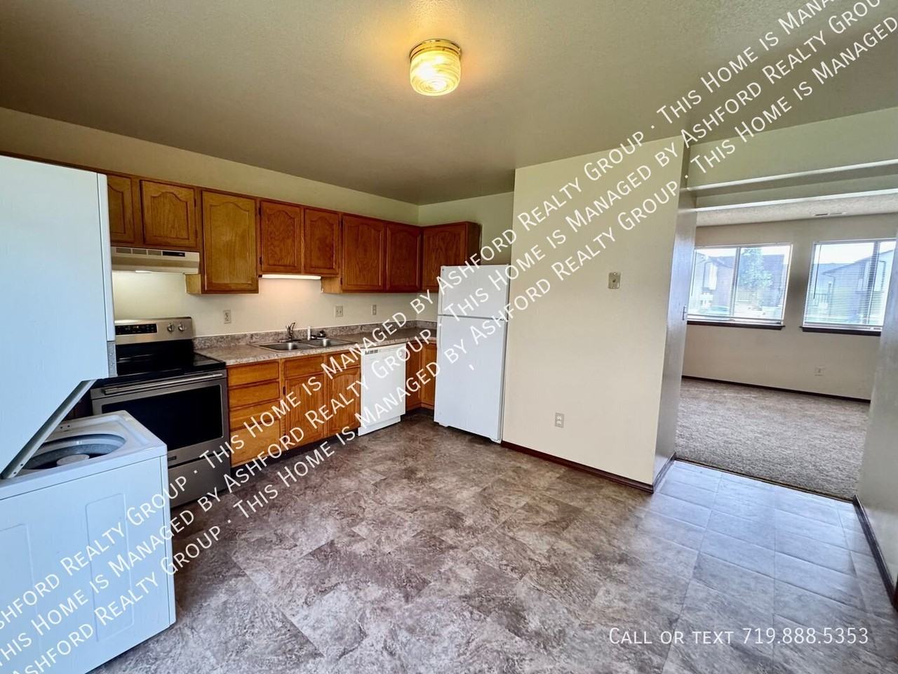 2617 E Uintah St #A - Photo 3 of 11