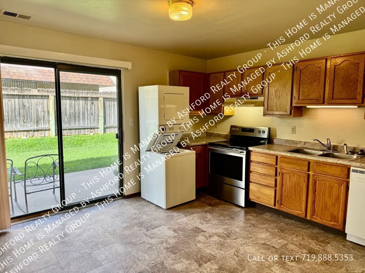 2617 E Uintah St #A - Photo 4 of 11