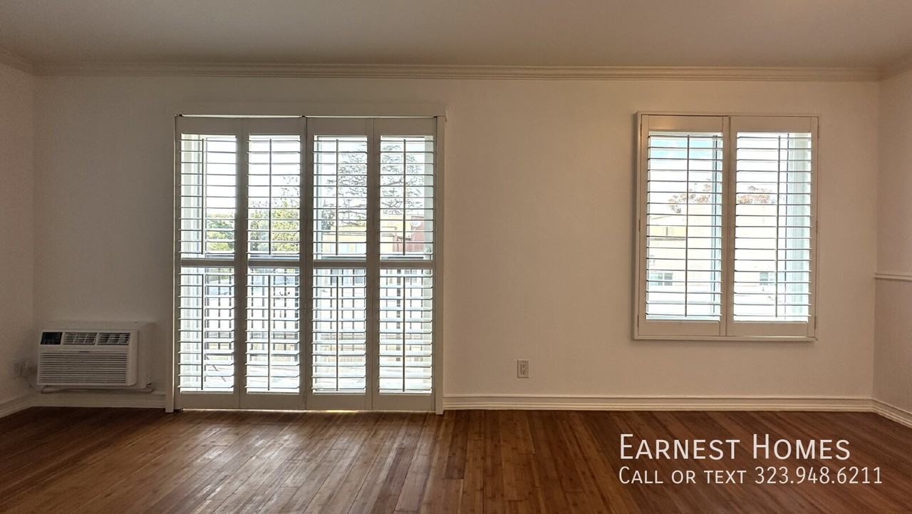 3734 S Canfield Ave #332 - Photo 4 of 19