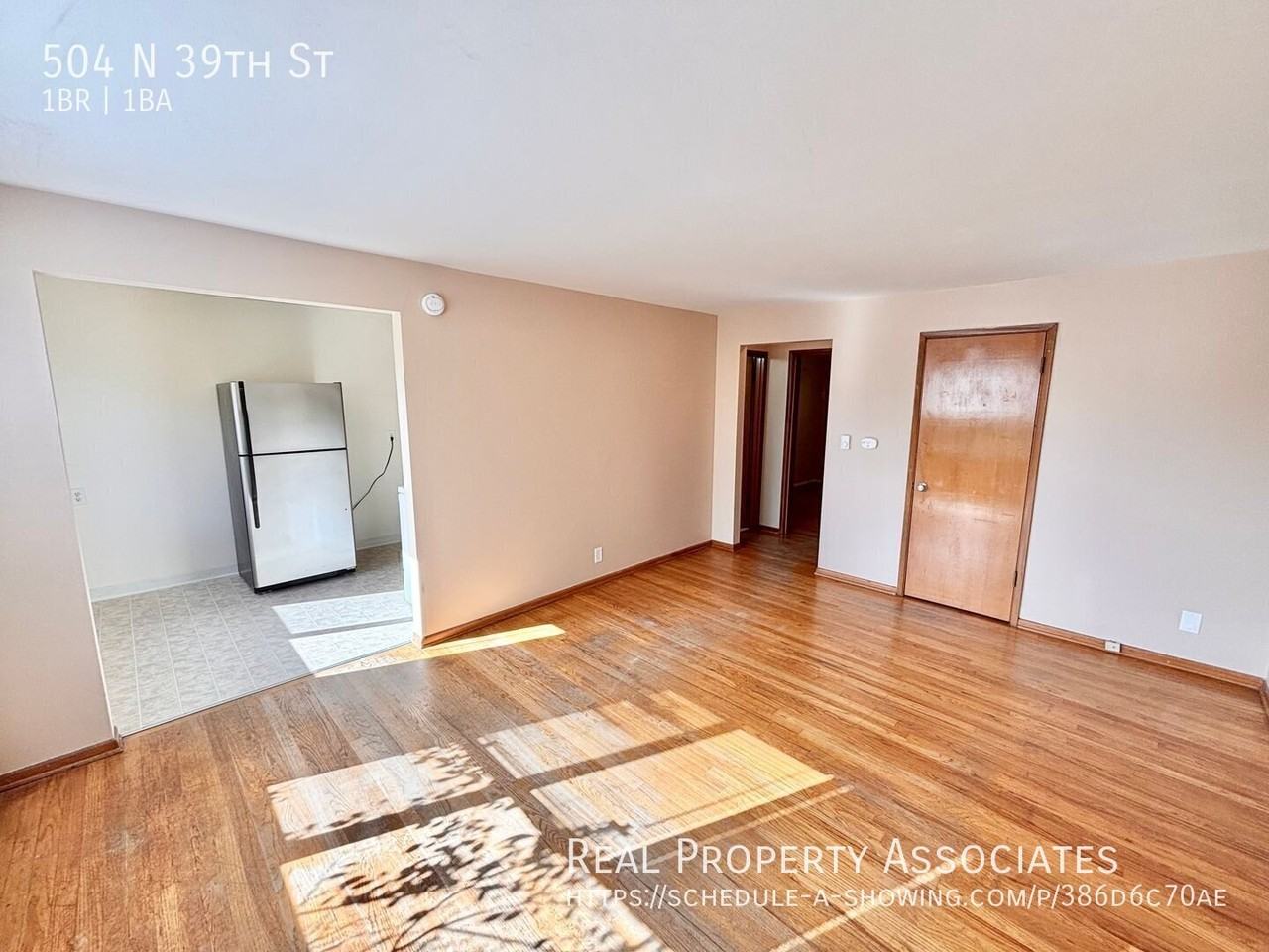 504 N 39th St - Photo 2 of 14
