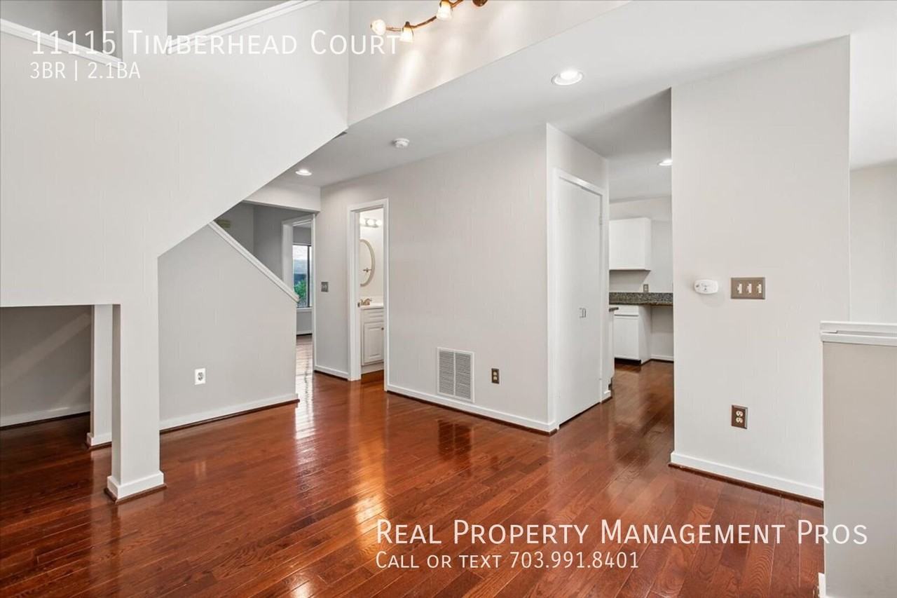 11115 Timberhead Ct - Photo 4 of 50